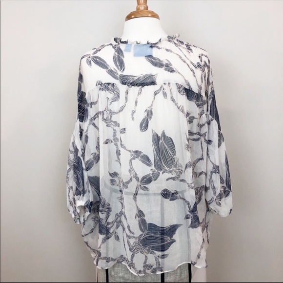 Simply Vera Wang Sheer Floral Lightweight Blouse - Picture 4 of 4